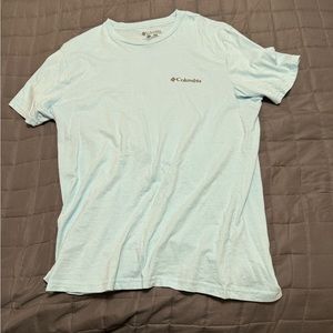 Men’s Columbia shirt